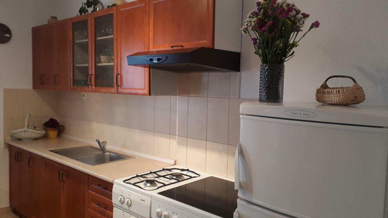 Apartman Stulic มาคาร์สกา ภายนอก รูปภาพ